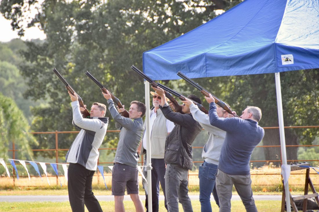 Simulated clay shooting